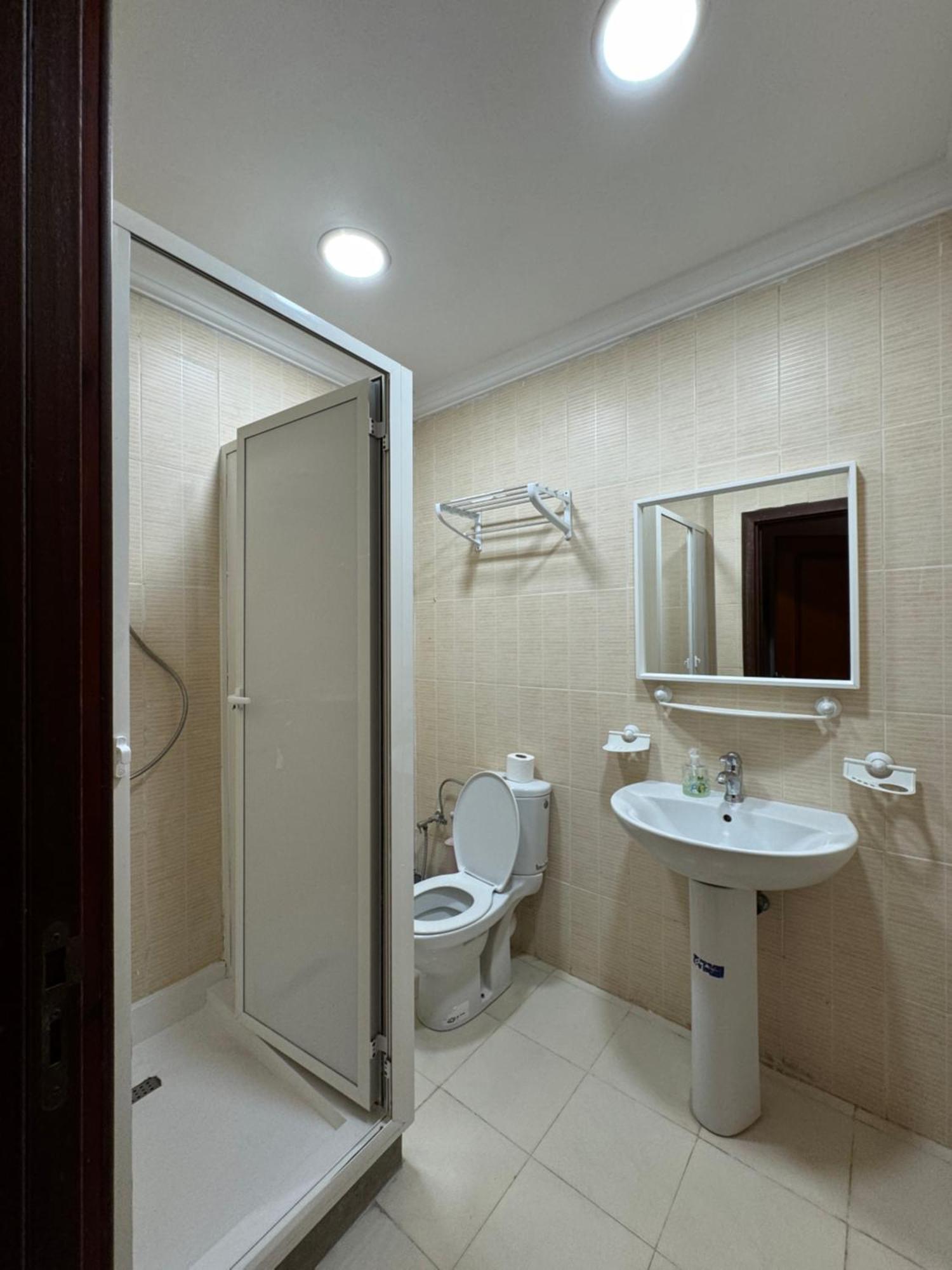 Suitouiss - Agdal 2 - Appartement A 2 Minutes De La Gare De Train Tgv Rabat Exteriör bild
