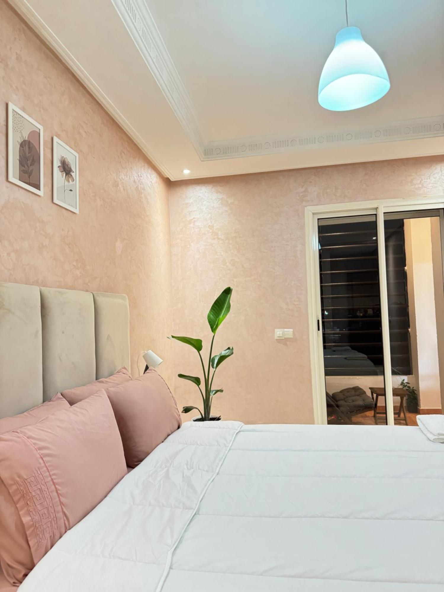 Suitouiss - Agdal 2 - Appartement A 2 Minutes De La Gare De Train Tgv Rabat Exteriör bild