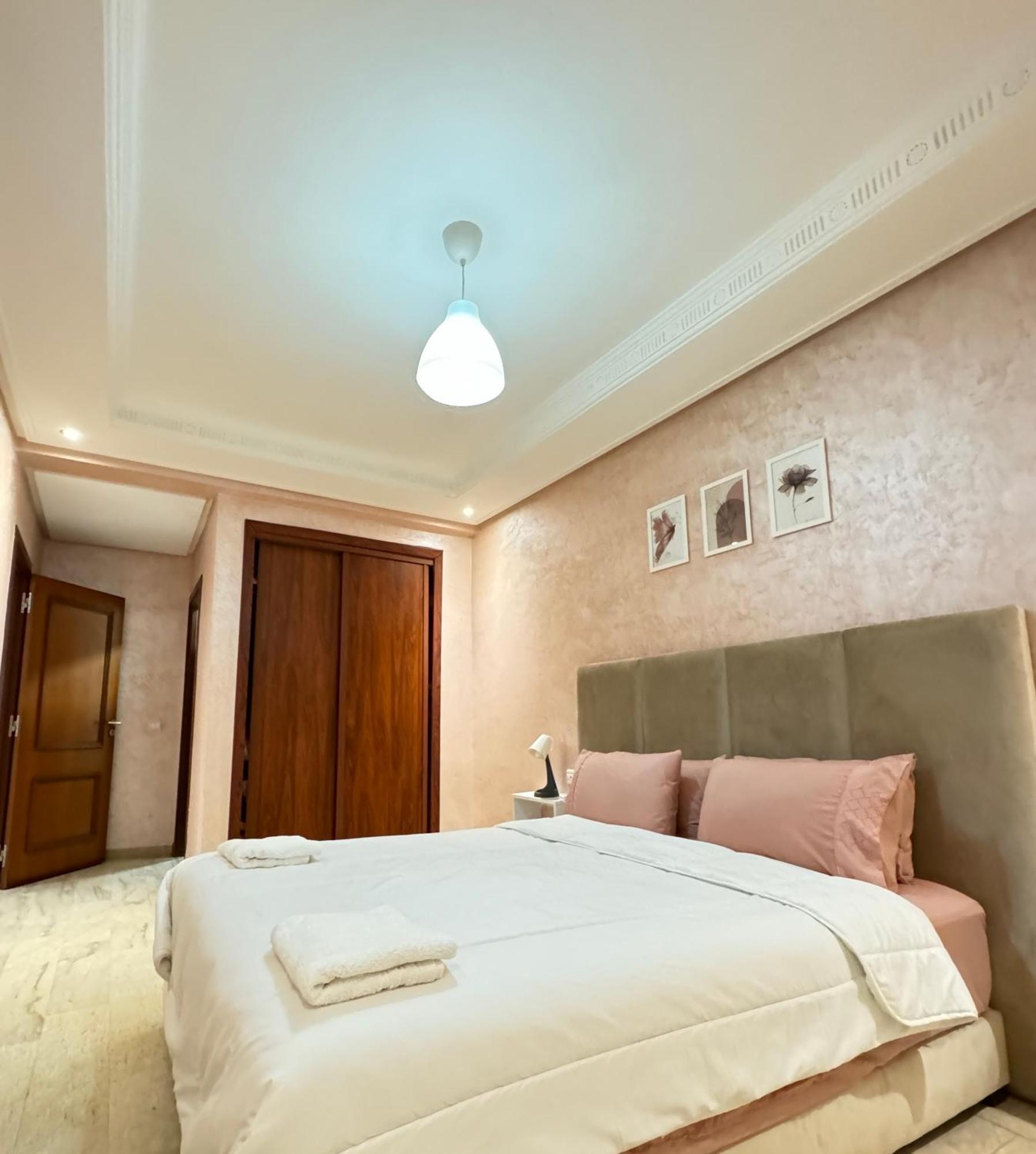 Suitouiss - Agdal 2 - Appartement A 2 Minutes De La Gare De Train Tgv Rabat Exteriör bild