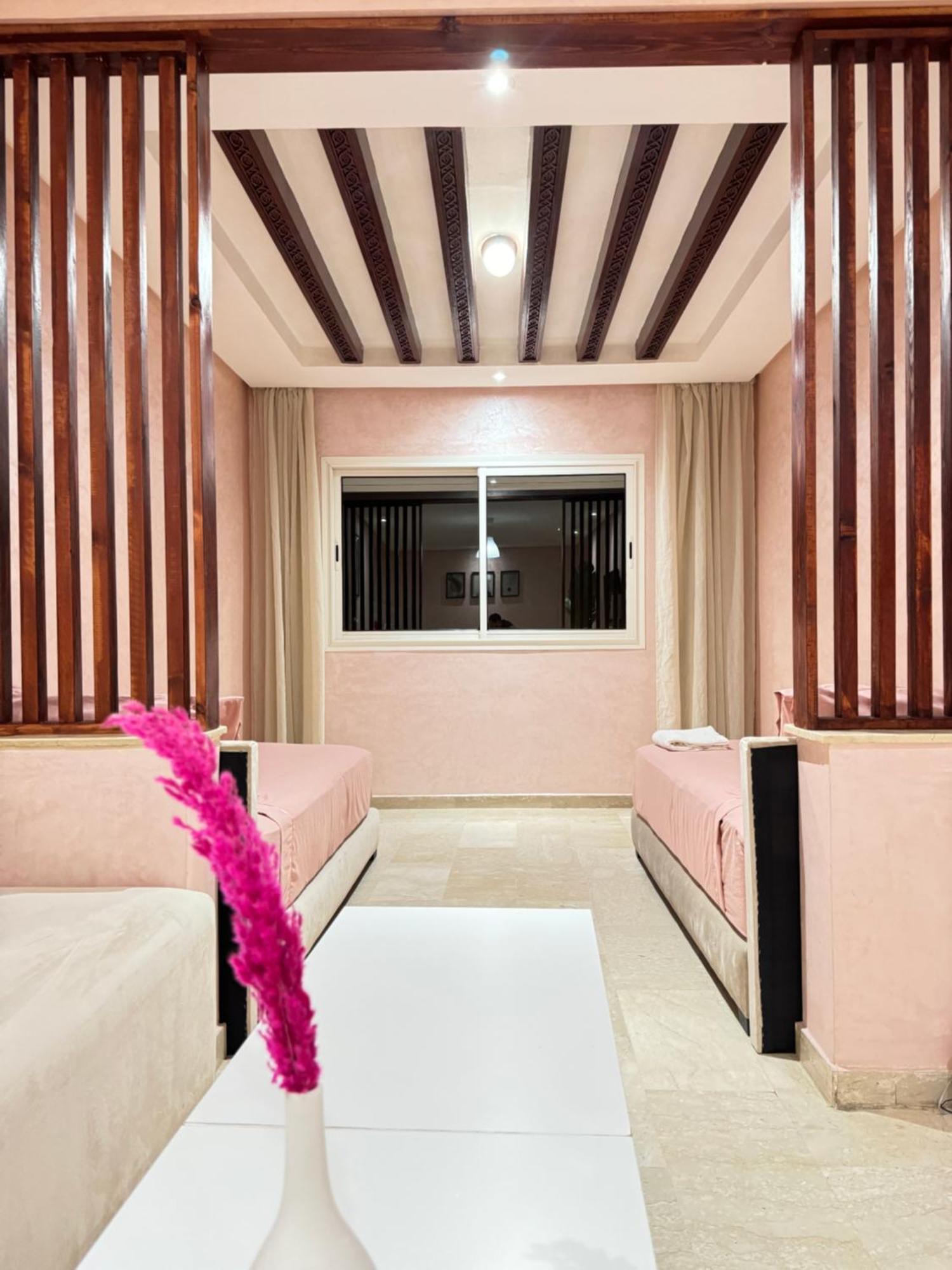 Suitouiss - Agdal 2 - Appartement A 2 Minutes De La Gare De Train Tgv Rabat Exteriör bild