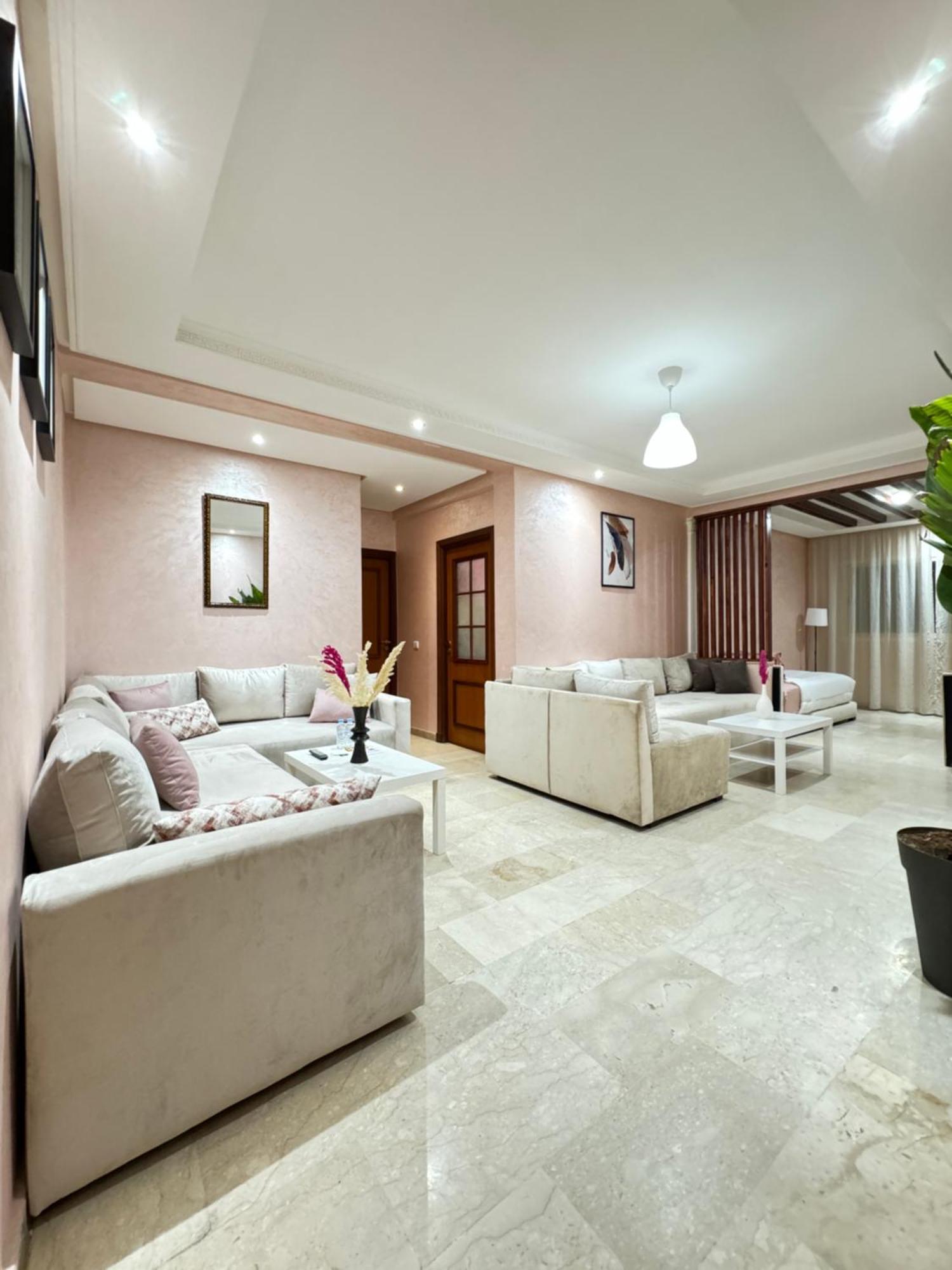 Suitouiss - Agdal 2 - Appartement A 2 Minutes De La Gare De Train Tgv Rabat Exteriör bild