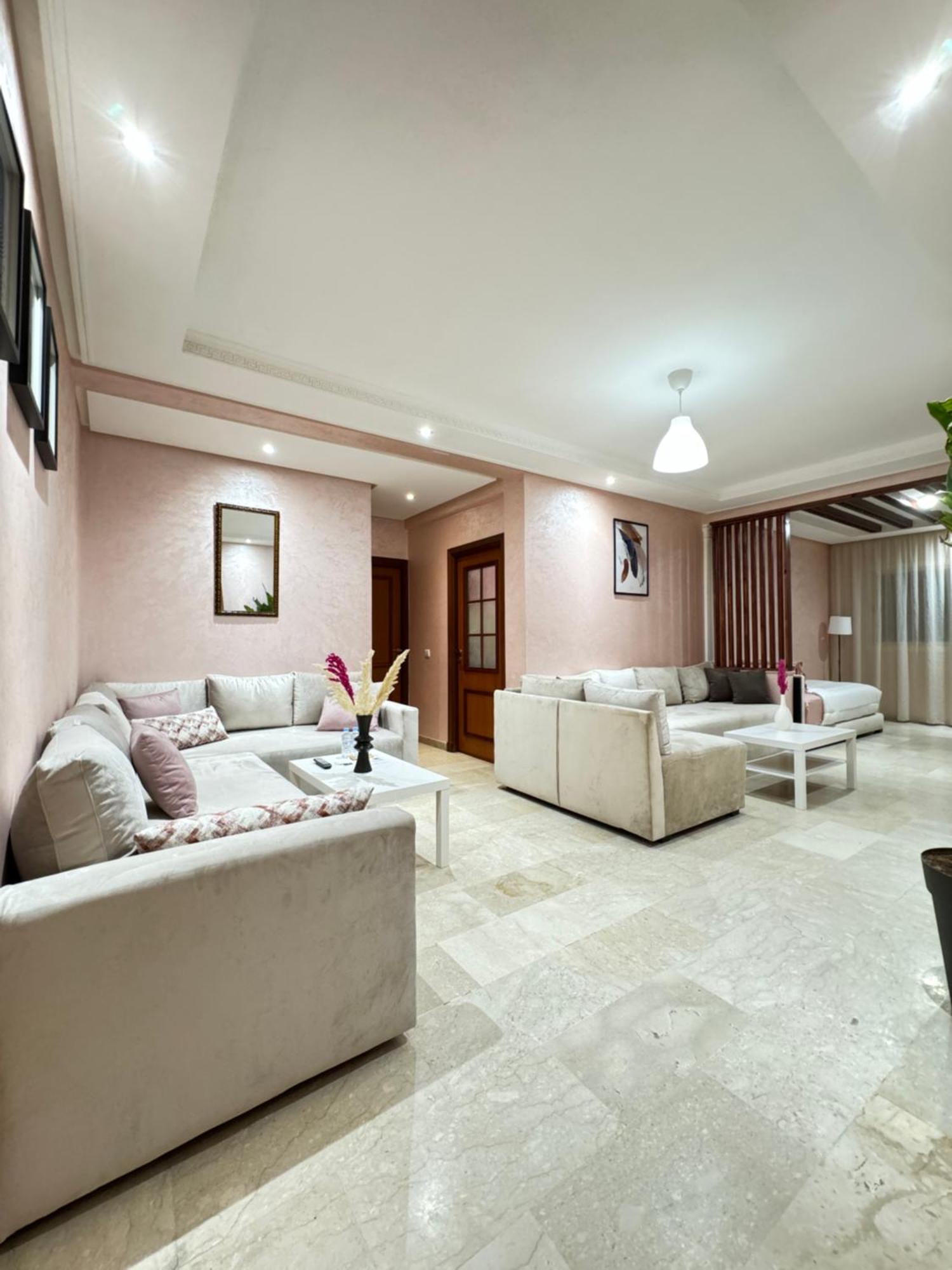 Suitouiss - Agdal 2 - Appartement A 2 Minutes De La Gare De Train Tgv Rabat Exteriör bild