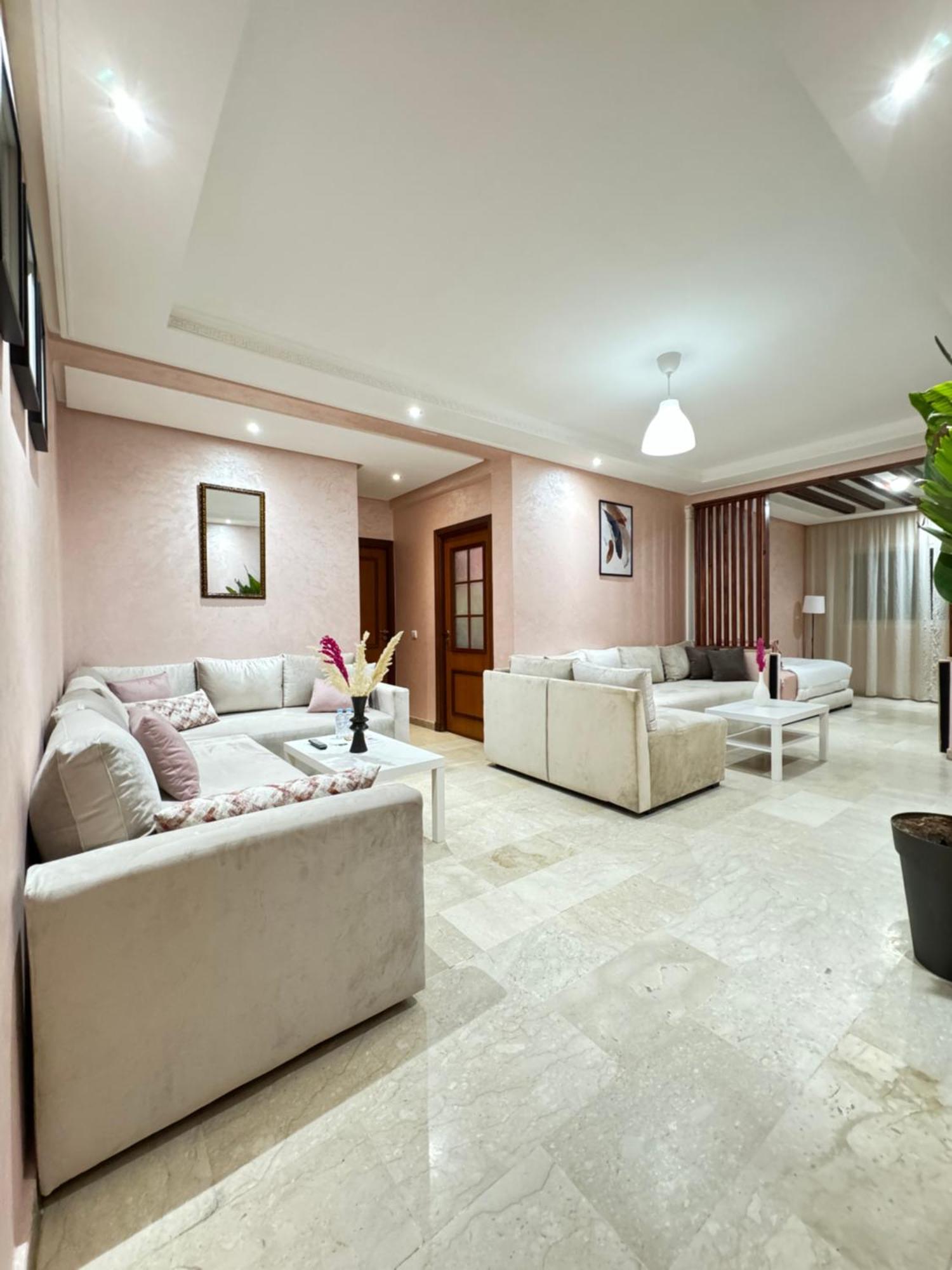 Suitouiss - Agdal 2 - Appartement A 2 Minutes De La Gare De Train Tgv Rabat Exteriör bild