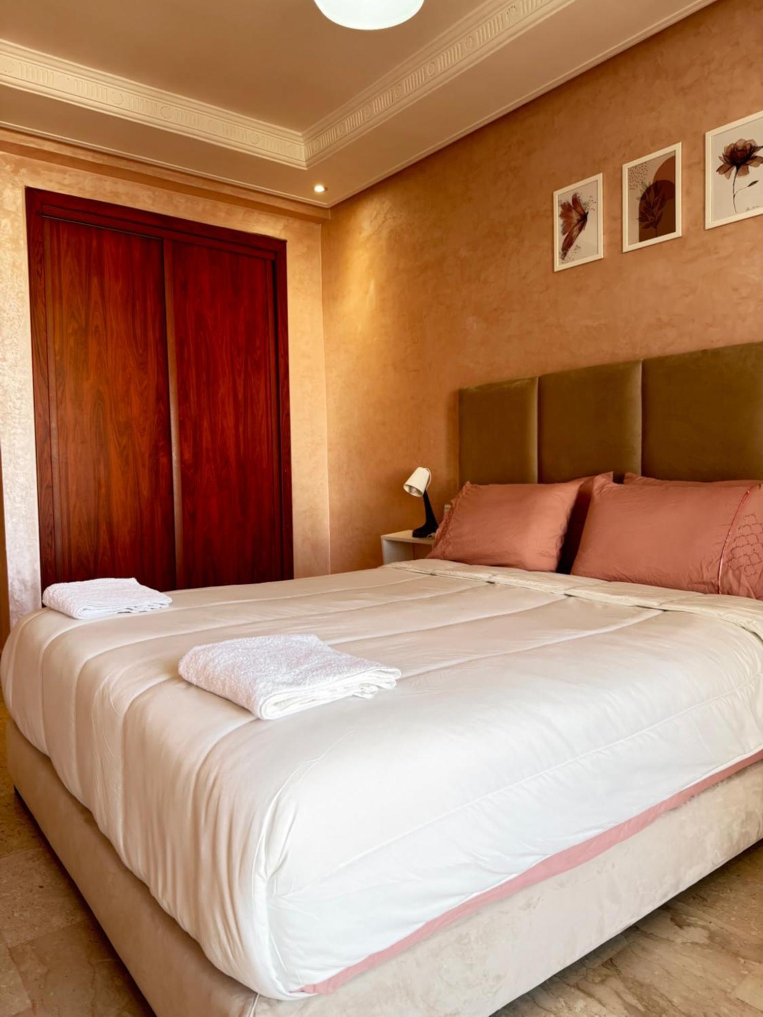 Suitouiss - Agdal 2 - Appartement A 2 Minutes De La Gare De Train Tgv Rabat Exteriör bild