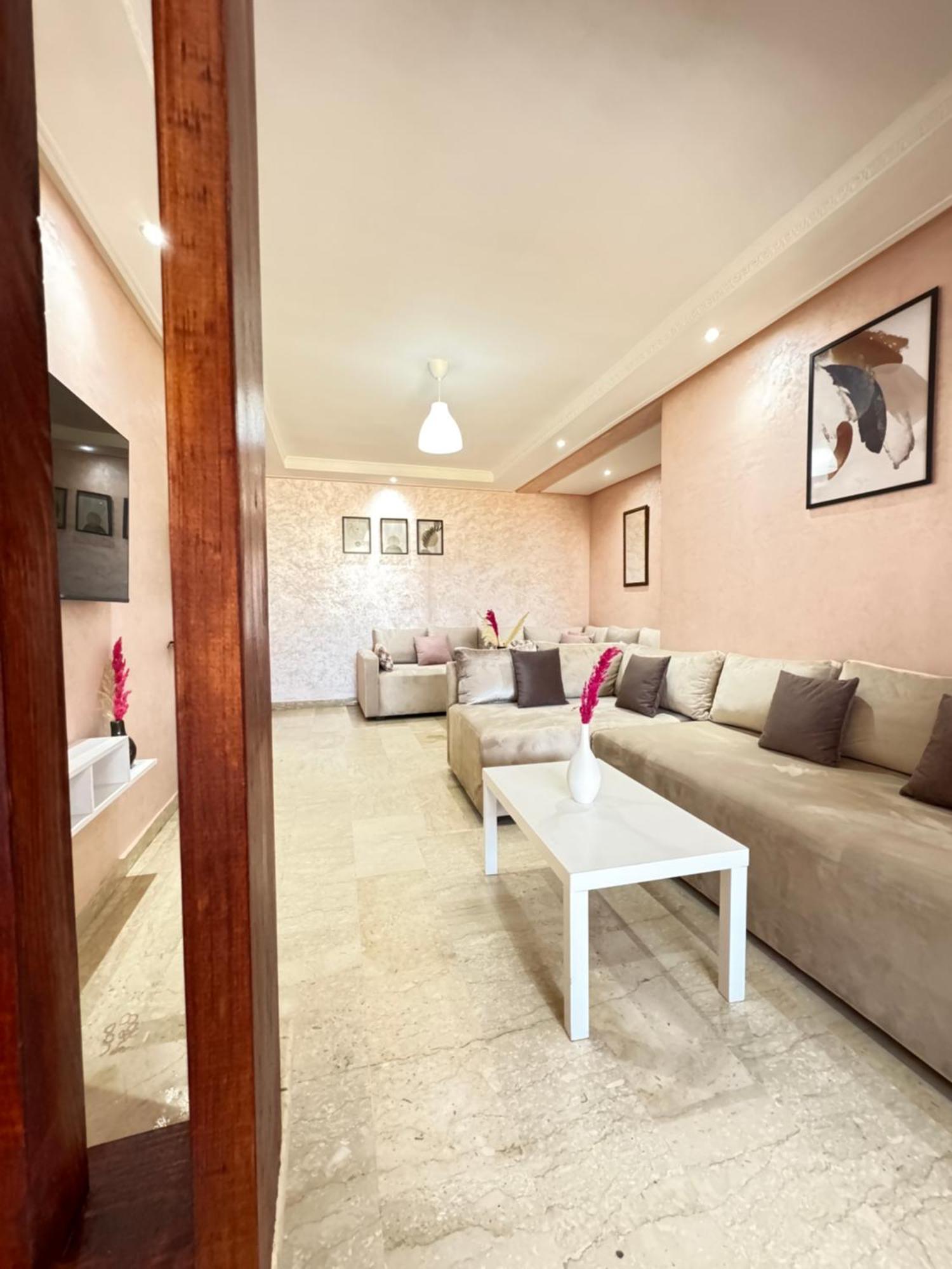 Suitouiss - Agdal 2 - Appartement A 2 Minutes De La Gare De Train Tgv Rabat Exteriör bild
